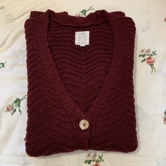 Cozy Maroon Oversized Sweater - Picture 5 of 6